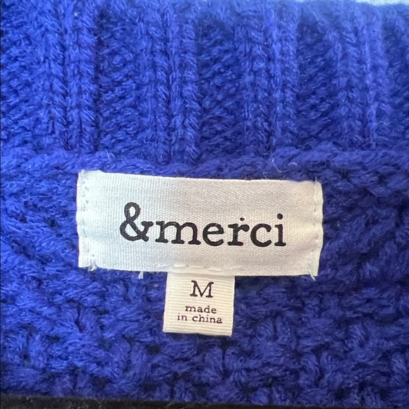 &merci Women's Royal Blue Cable Knit Cozy‎ Sweater Fringe Sleeves Size Medium - Picture 4 of 6